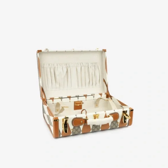 BRAND NEW GUCCI LUGGAGE! Rhombus Beige and ebony GG Supreme canvas Savoy Medium - Picture 10 of 15